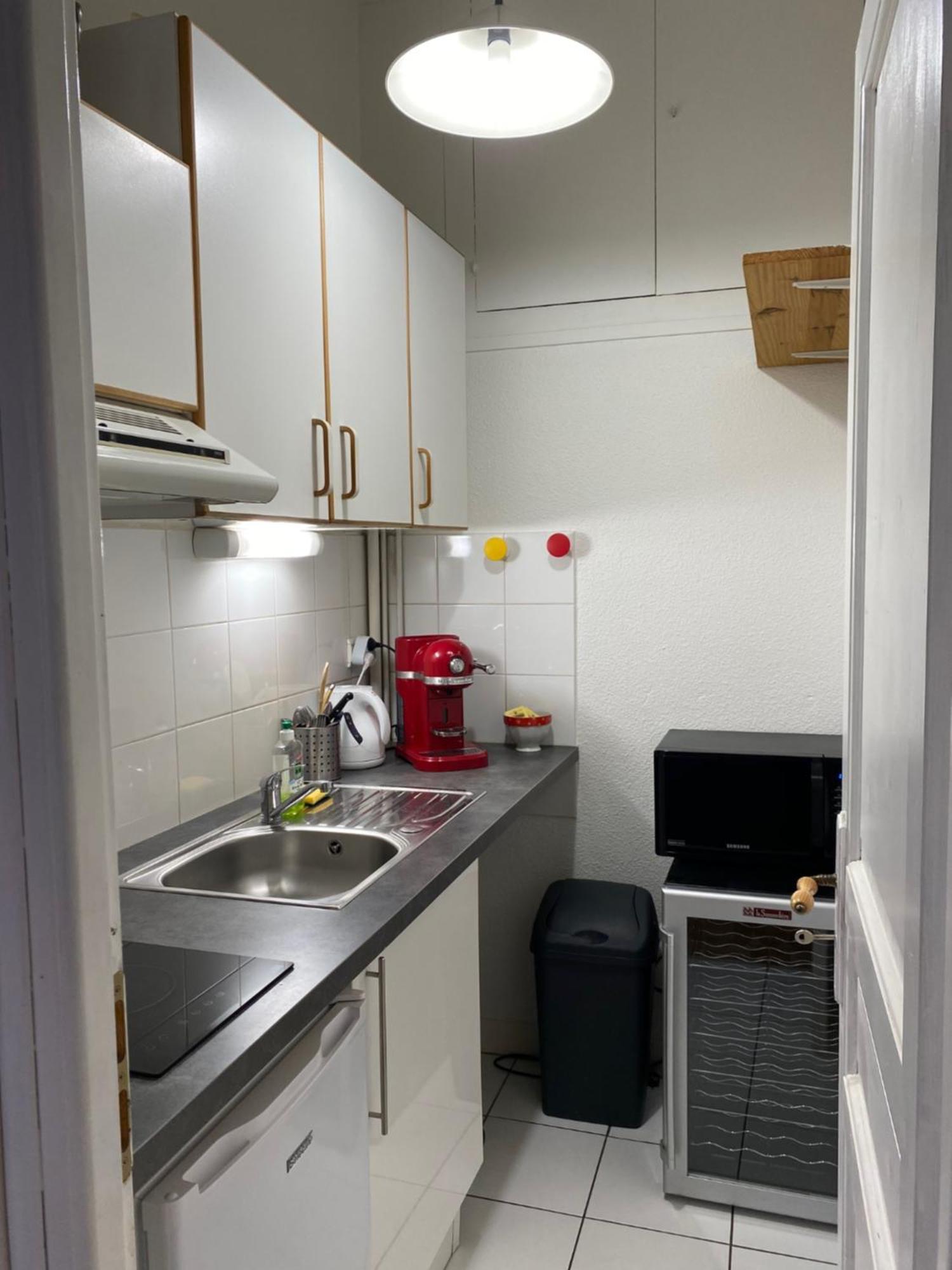 Grand Studio Style Bordelais Dans Le Triangle D'Or Bordeaux Exterior foto